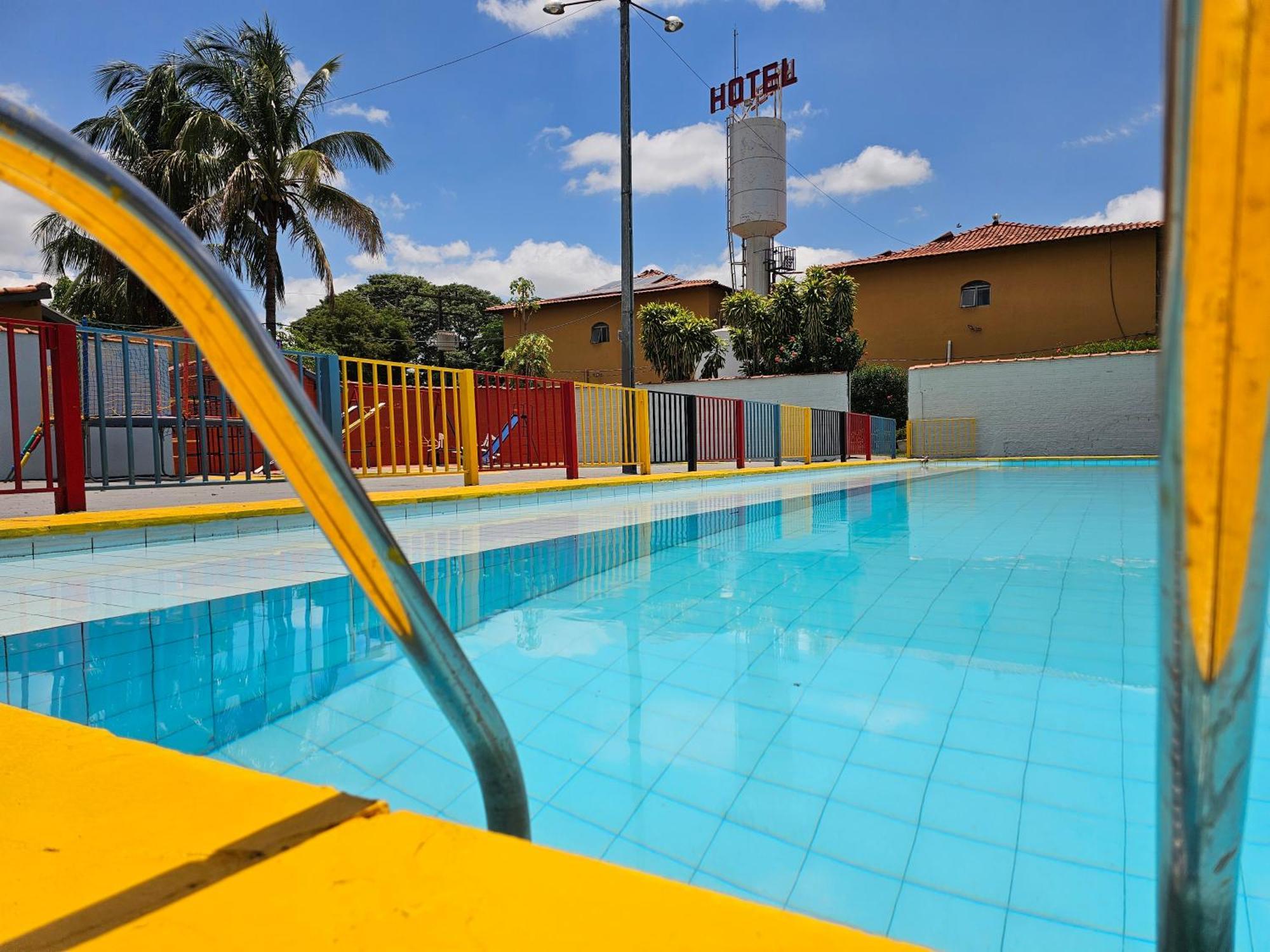 Esplanada Hotel Paraguacu Paulista Extérieur photo