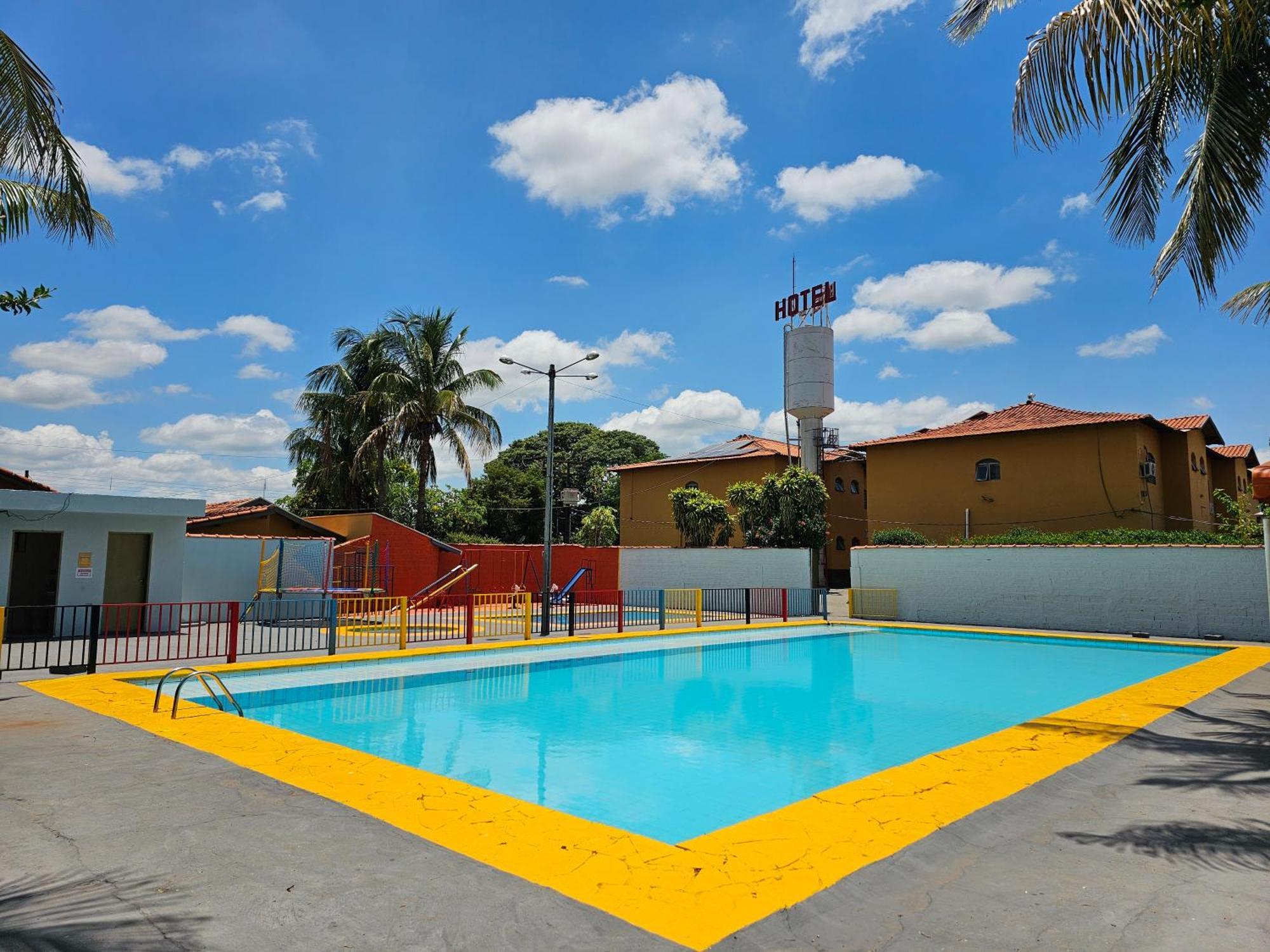 Esplanada Hotel Paraguacu Paulista Extérieur photo